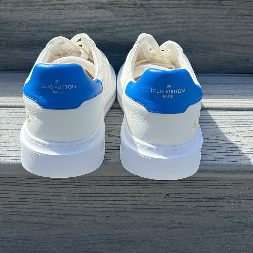 Louis Vuitton Beverly Hills Sneaker in white and blue. Men’s Sz 9 - Picture 5 of 16